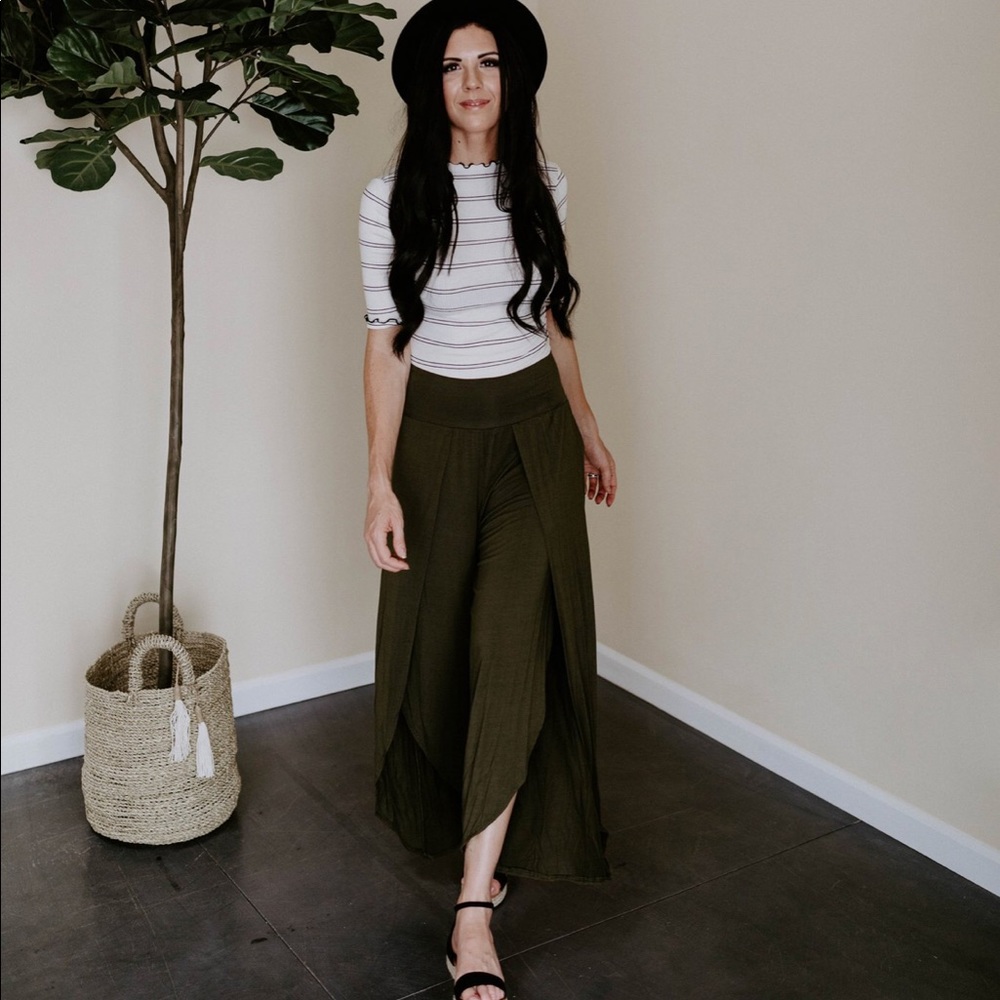 The Tulip Pant - Olive